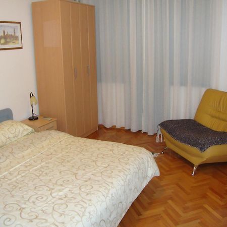 Centre Point Apartment Podgorica Phòng bức ảnh